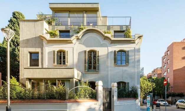 El estudio de arquitectura Lucía Olano Lafita rehabilita una casa centenaria en Barcelona bajo los criterios del Passivhaus