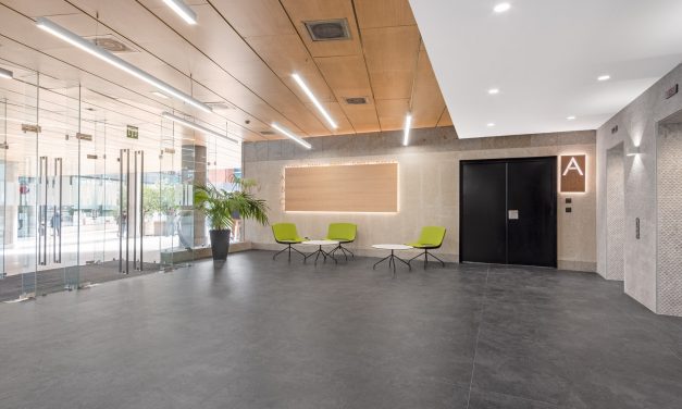 AXIS ARQUITECTURA FINALIZA LA REMODELACIÓN DEL EDIFICIO DE OFICINAS DE ALBASANZ