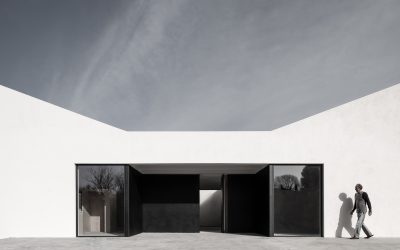 Casa Regina: Proyecto de Carlos Ferrater (OAB) en Gaüses (Alt Empordà)