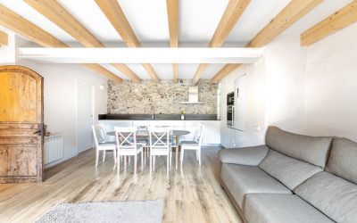 TAAB6 rehabilita una vivienda entre medianeras en Sant Feliu de Pallerols