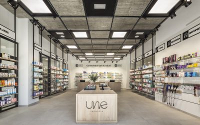 Destudio realiza una farmacia en Valencia adaptada a los tiempos