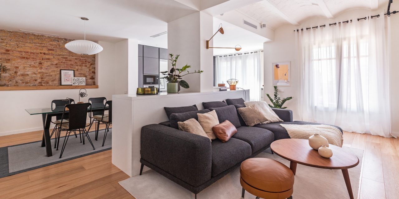 Coblonal convierte un apartamento en La Bonanova (Barcelona) en un hogar familiar
