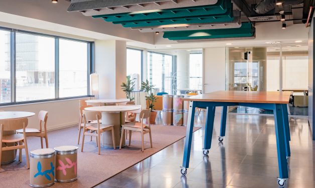 Las nuevas oficinas de Doctoralia por Lagranja Design hacen ilusionante el regreso al lugar de trabajo