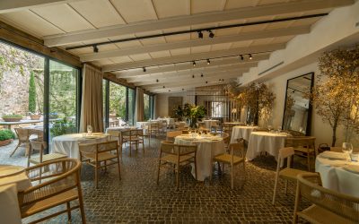 Nuevo restaurante Torre de Sande diseñado por Trenchs Studio en Cáceres