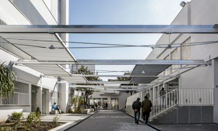 OOOA Arquitectos reforma la urbanización de la Escuela Politécnica de Algeciras