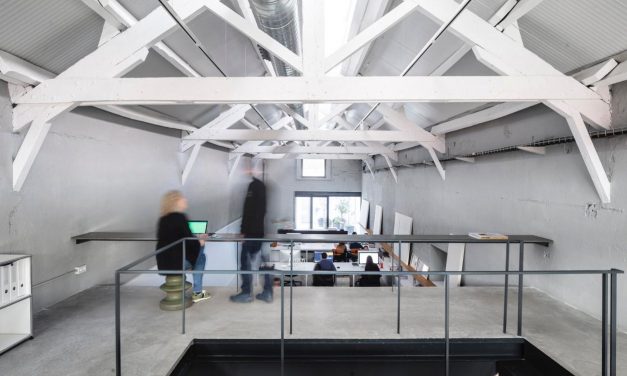 Isern & Associats recupera antigua nave industrial para establecer sus nuevas oficinas