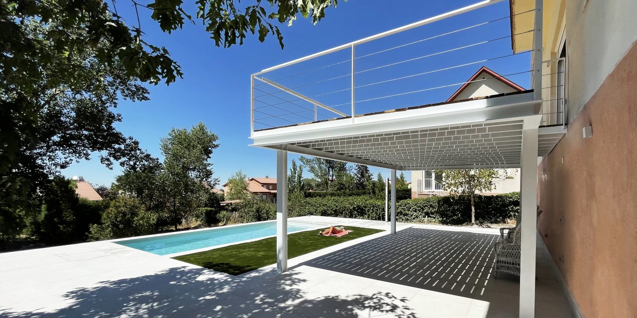 FAR arquitectos reacondicionan una terraza y piscina en Segovia