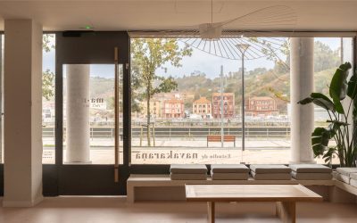 Lázaro Estudio diseña el centro Ma.na yoga en Bilbao