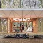 MO.CA: El IAAC presenta una vivienda móvil, auto-suficiente y fabricada con madera