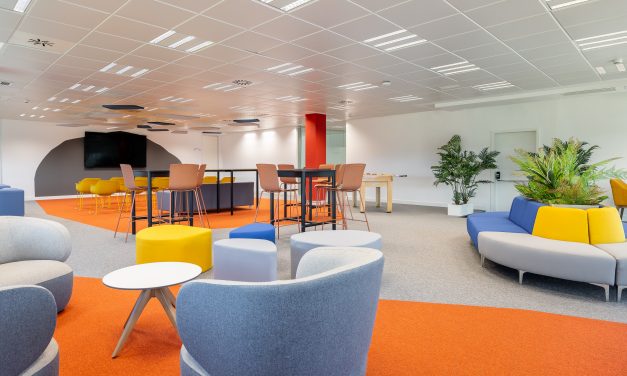 Nueva sede de Plus Ultra en Madrid por plug&go