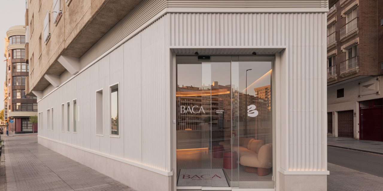 Lago Interioriza diseña Baca Estudio Dental en Málaga