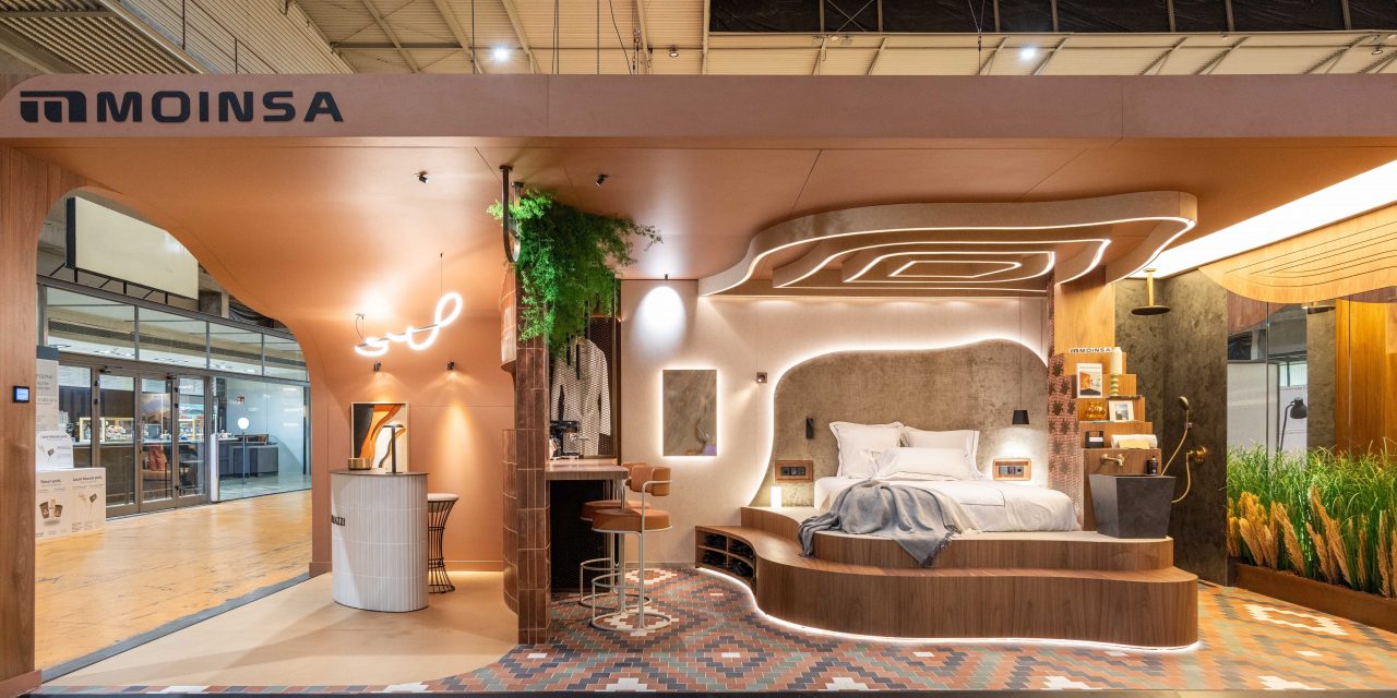 Moinsa emociona en Interihotel 2025 con su propuesta ‘Habitar el diseño. Un hotel dentro de un sueño.’