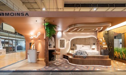 Moinsa emociona en Interihotel 2025 con su propuesta ‘Habitar el diseño. Un hotel dentro de un sueño.’