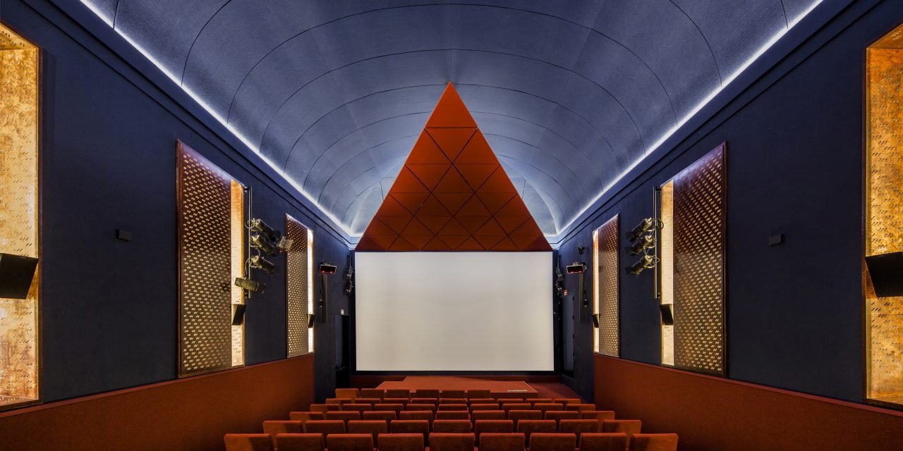 Vínculo entre función del espacio y la tradición del cine y teatro