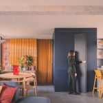 OOIIO transforma en Carabanchel una vivienda de los años 60 en la Casa 64