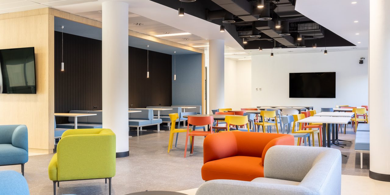 Nueva sede corporativa de Dräger en el edifico Beloira por plug&go