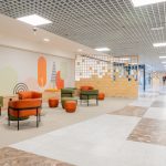 ENERO Arquitectura transforma el hall materno-infantil del Hospital Universitario La Paz