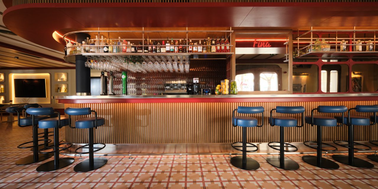 Ilmiodesign recupera la autenticidad y frescura de los años 50 en Palma con Fina Bar